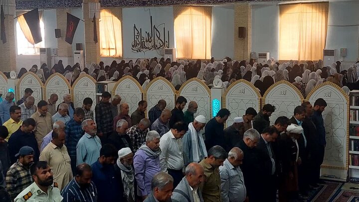 تصاویر/ آیین عبادی سیاسی نماز جمعه شهرستان زابل