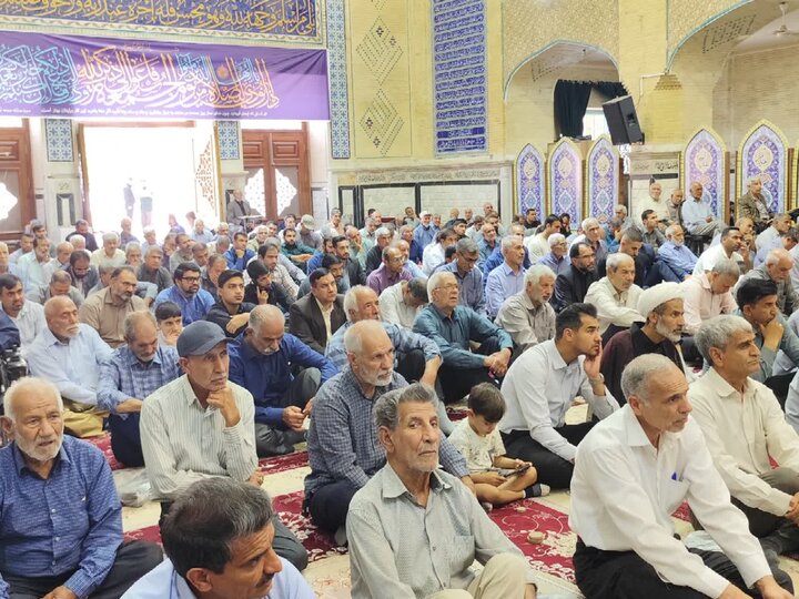 تصاویر/ اقامه نمازجمعه شهر بم