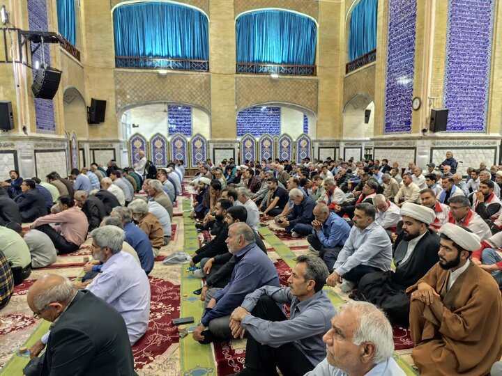 تصاویر/ اقامه نمازجمعه شهر بم