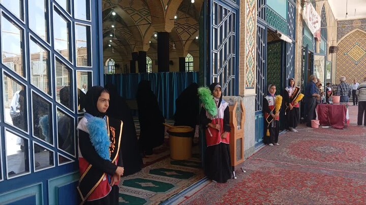 تصاویر/ اقامه نمازجمعه شهر ماهان