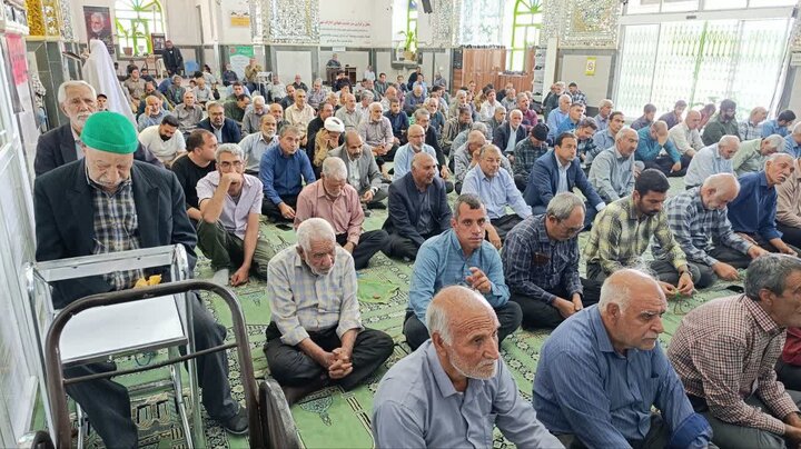 تصاویر/ اقامه نمازجمعه شهر بردسیر