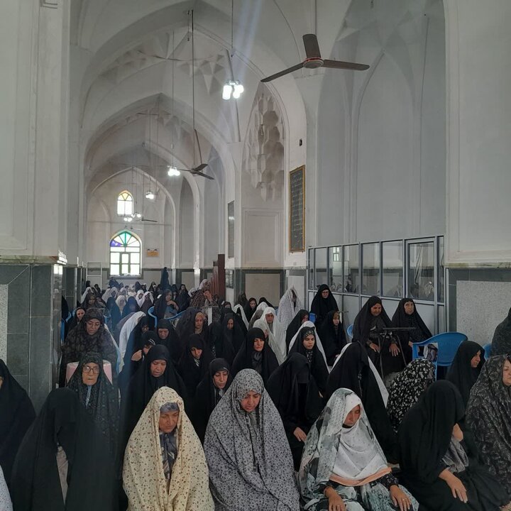 تصاویر/ اقامه نمازجمعه شهر بردسیر