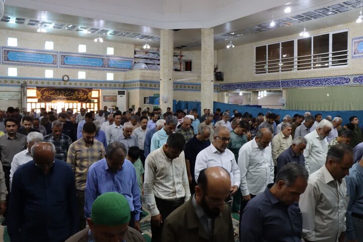 نماز جمعه عالی‌شهر به روایت تصویر