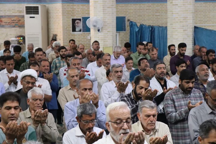 نماز جمعه عالی‌شهر به روایت تصویر
