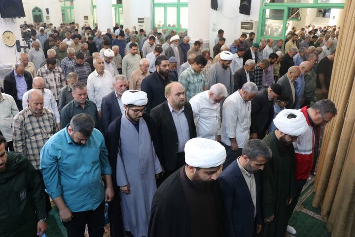 تصاویر/ اقامه نماز جمعه در قرچک