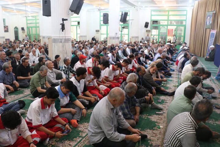 تصاویر/ اقامه نماز جمعه در قرچک