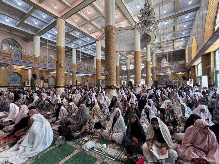 تصاویر/ اقامه نماز جمعه در قرچک