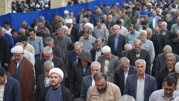 تصاویر/ اقامه نماز جمعه شهرستان خوی