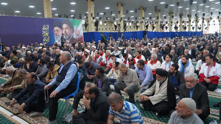 تصاویر/ اقامه نماز جمعه شهرستان خوی