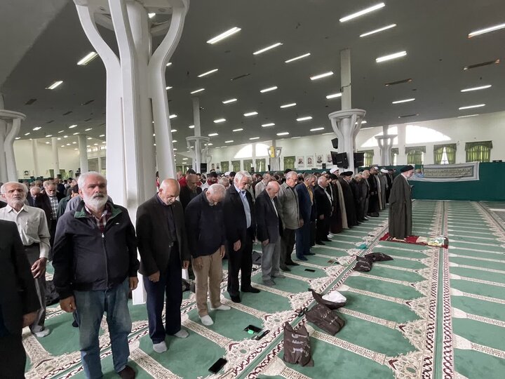 تصاویر/ اقامه نماز جمعه 18 اردیبهشت نوشهر
