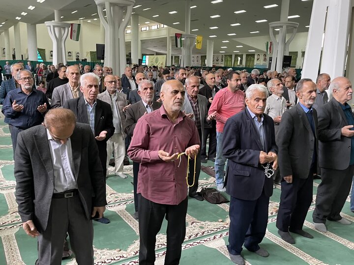 تصاویر/ اقامه نماز جمعه 18 اردیبهشت نوشهر