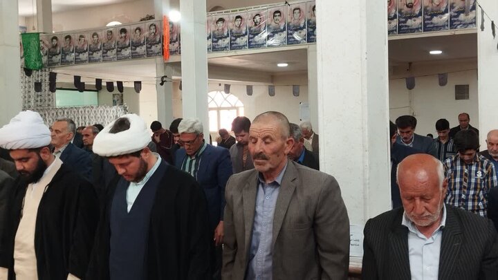 تصاویر/ اقامه نماز جمعه باروق
