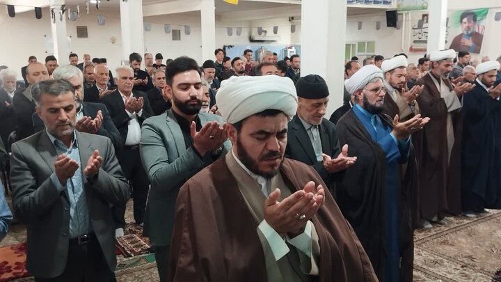 تصاویر/ اقامه نماز جمعه باروق