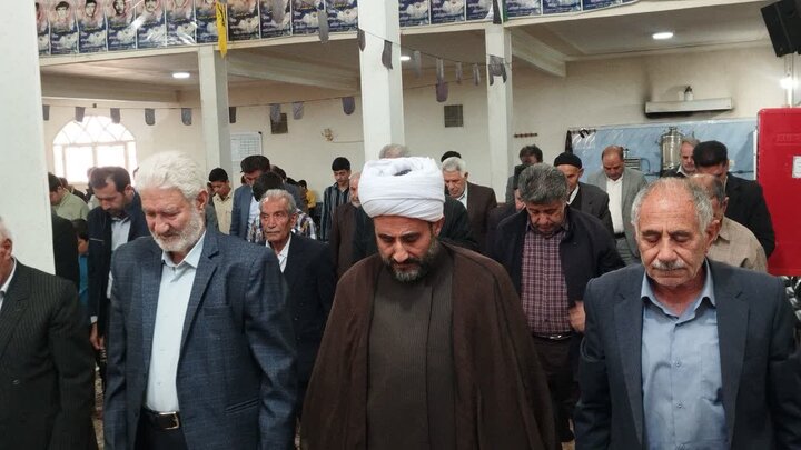 تصاویر/ اقامه نماز جمعه باروق