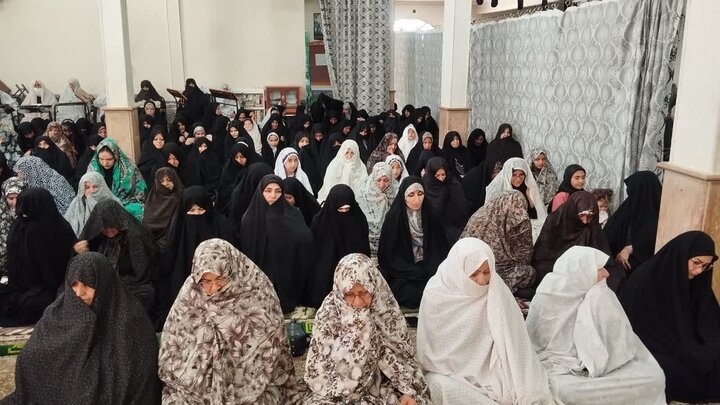 تصاویر/ اقامه نماز جمعه باروق