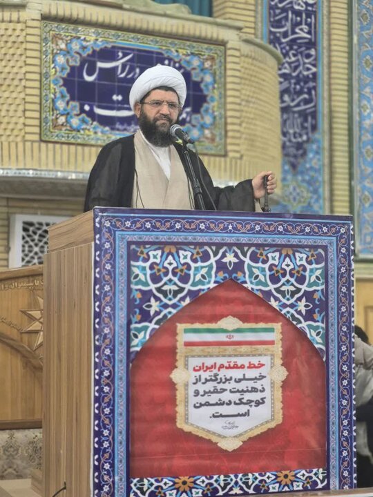 تصاویر/ نماز عبادی سیاسی جمعه در پاکدشت