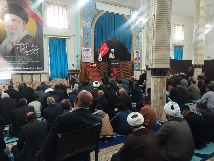 تصاویر/ اقامه نمازجمعه شهر لیلان