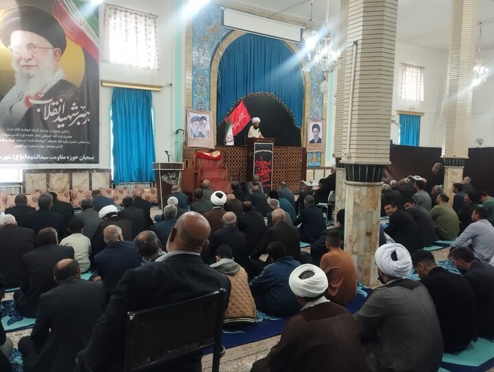 تصاویر/ اقامه نمازجمعه شهر لیلان