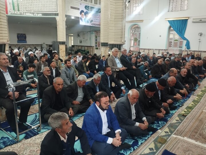 تصاویر/ اقامه نمازجمعه شهر لیلان