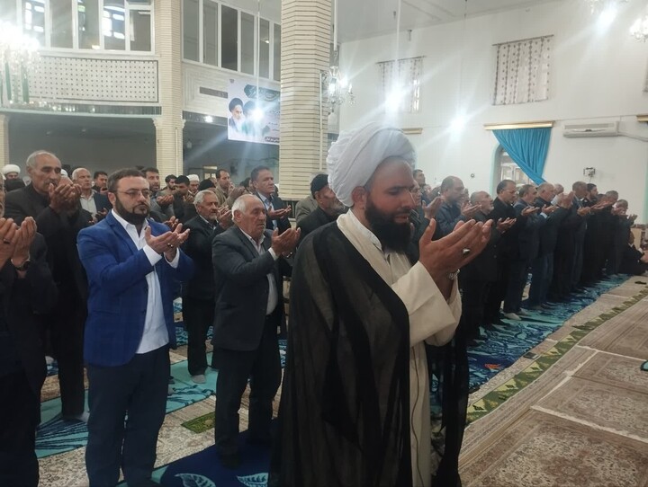 تصاویر/ اقامه نمازجمعه شهر لیلان