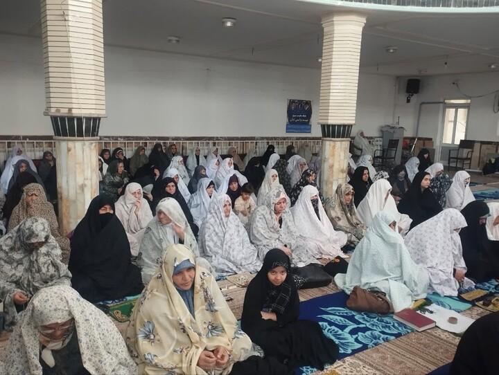 تصاویر/ اقامه نمازجمعه شهر لیلان