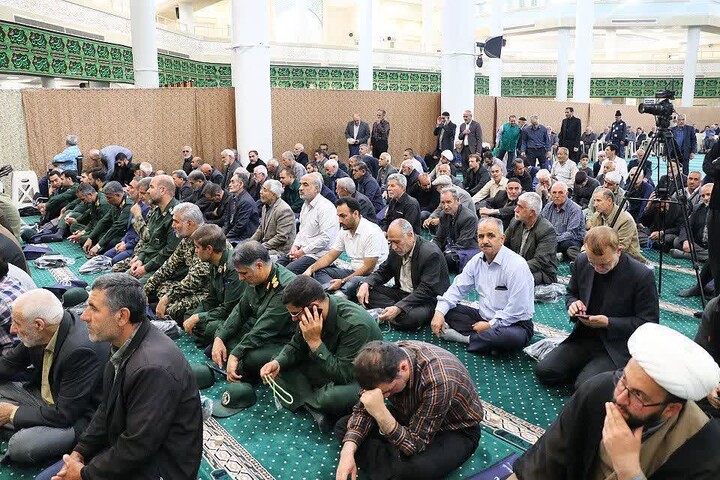 تصاویر/ اقامه نمازجمعه شهر زنجان
