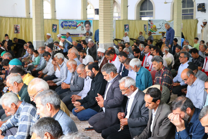 تصاویر| نماز جمعه عبادی سیاسی قاین