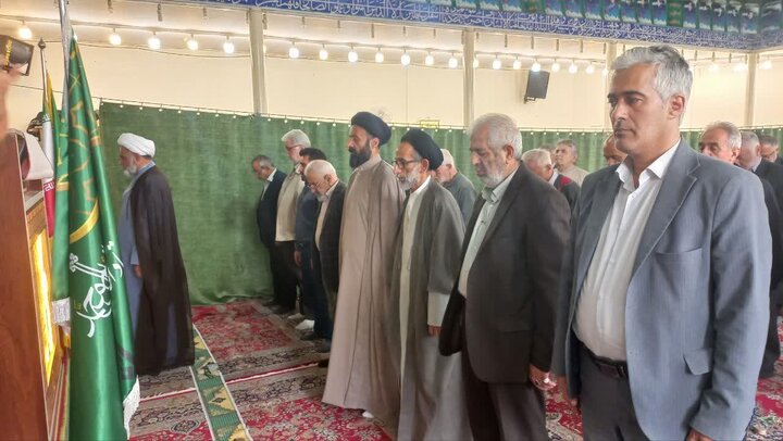 تصاویر/ اقامه نماز جمعه 18 اردیبهشت لاریجان