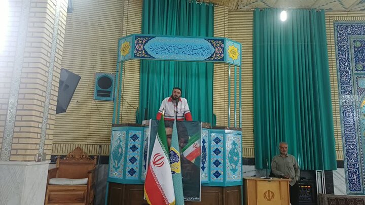 تصاویر/اقامه نماز عبادی سیاسی جمعه در زرندیه