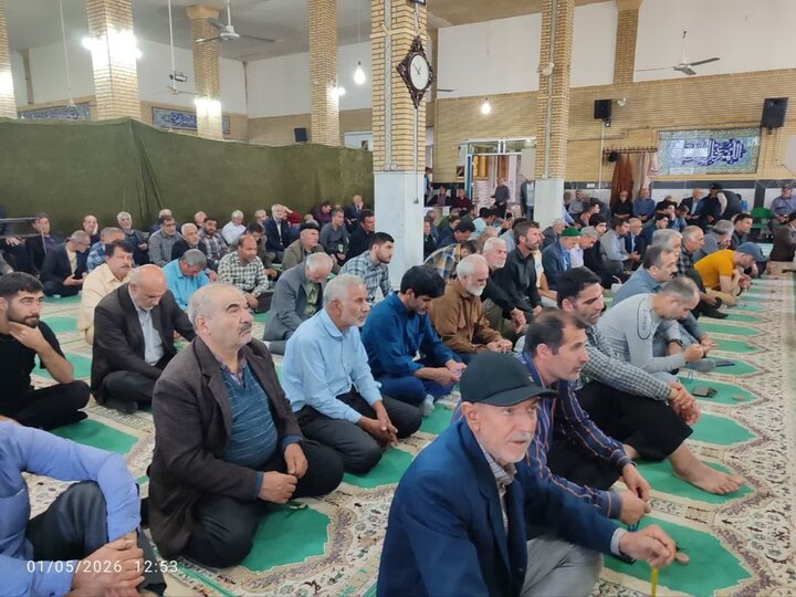 تصاویر/اقامه نماز عبادی سیاسی جمعه در زرندیه