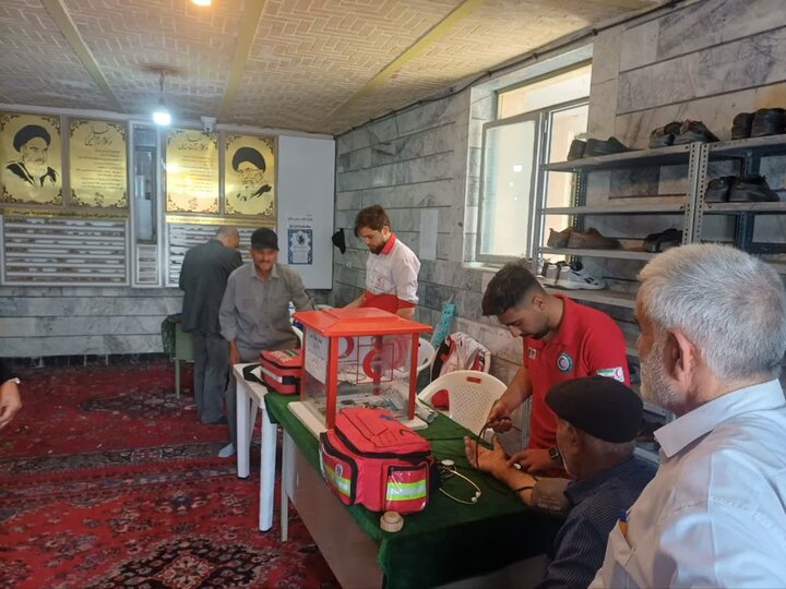 تصاویر/اقامه نماز عبادی سیاسی جمعه در زرندیه