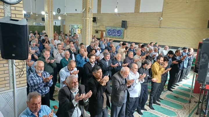 تصاویر/اقامه نماز عبادی سیاسی جمعه در زرندیه