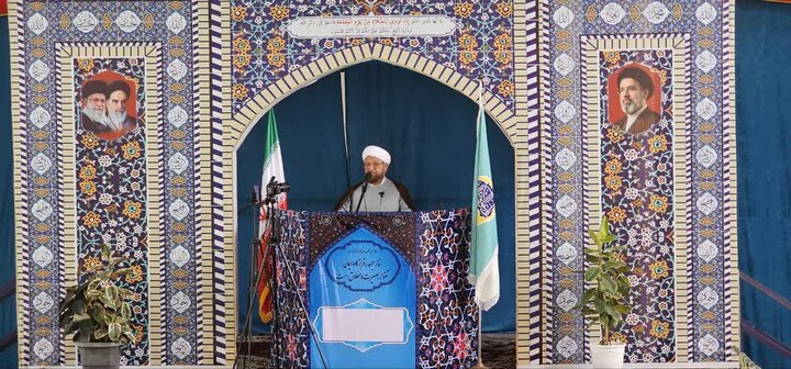تصاویر/ اقامه نمازجمعه شهر جیرفت