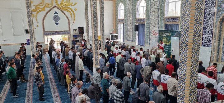 تصاویر| نماز جمعه عبادی سیاسی سربیشه