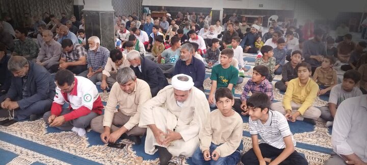 تصاویر/ اقامه نمازجمعه شهر نرماشیر