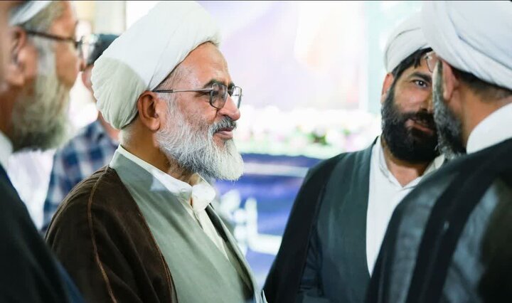 تصاویر/ اقامه نمازجمعه شهر سیرجان