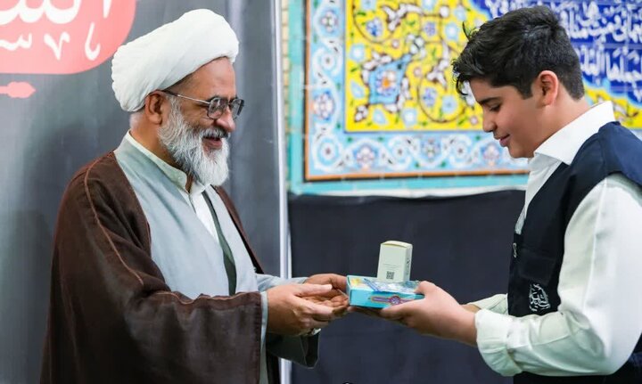 تصاویر/ اقامه نمازجمعه شهر سیرجان