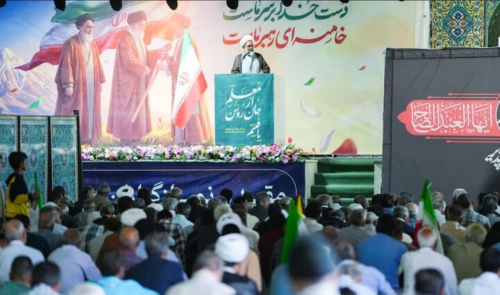 تصاویر/ اقامه نمازجمعه شهر سیرجان