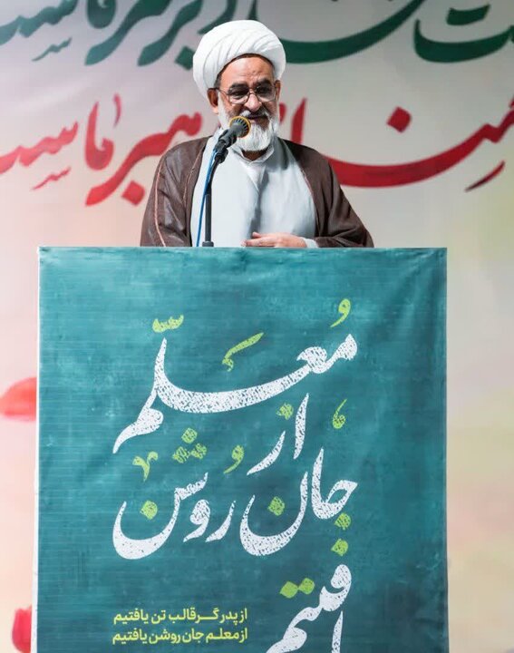 تصاویر/ اقامه نمازجمعه شهر سیرجان