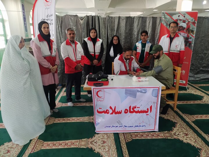 تصاویر| نماز جمعه عبادی سیاسی نهبندان