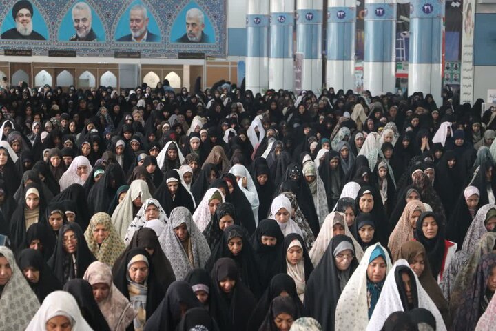 تصاویر/ اقامه نمازجمعه شهر کرمان