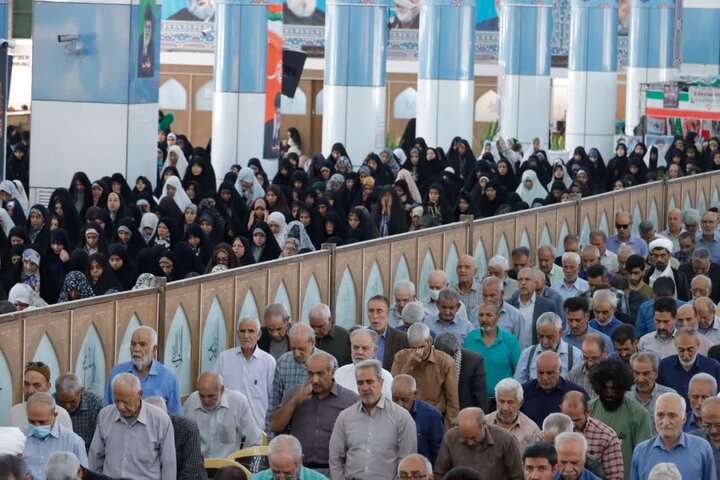 تصاویر/ اقامه نمازجمعه شهر کرمان
