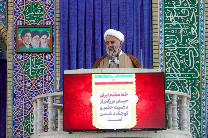 تصاویر/ اقامه نمازجمعه شهر کرمان