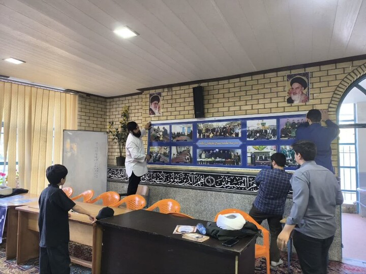 تصاویر / برپایی میز مشاوره و ثبت نام داوطلب سربازی امام زمان(عج) در نمازجمعه تویسرکان