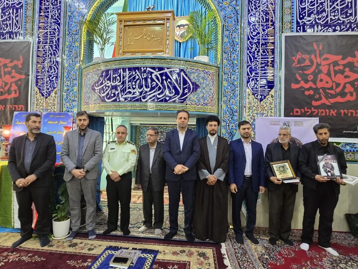 تصاویر / اقامه نماز جمعه در تویسرکان