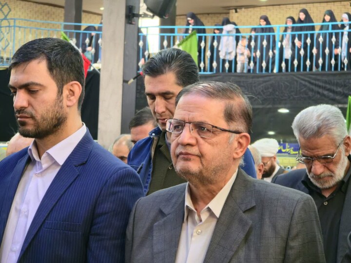 تصاویر / اقامه نماز جمعه در تویسرکان
