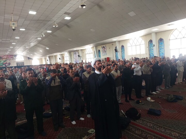 تصاویر / نماز جمعه بهار