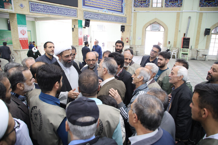 تصاویر / اقامه نماز جمعه همدان