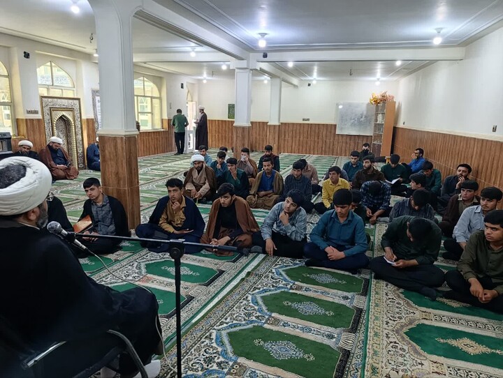 تصاویر/دیدار مدیر حوزه علمیه خوزستان با طلاب مدرسه علمیه امام جعفر صادق(ع)