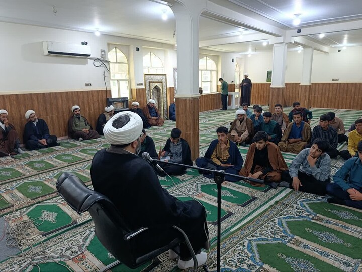تصاویر/دیدار مدیر حوزه علمیه خوزستان با طلاب مدرسه علمیه امام جعفر صادق(ع)